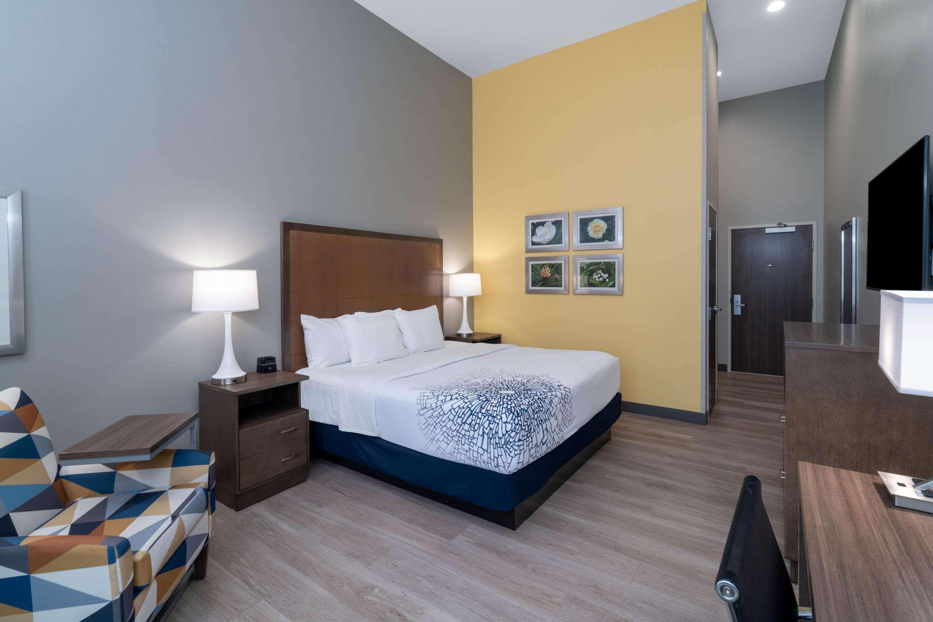 La Quinta Inn & Suites By Wyndham ティフトン エクステリア 写真
