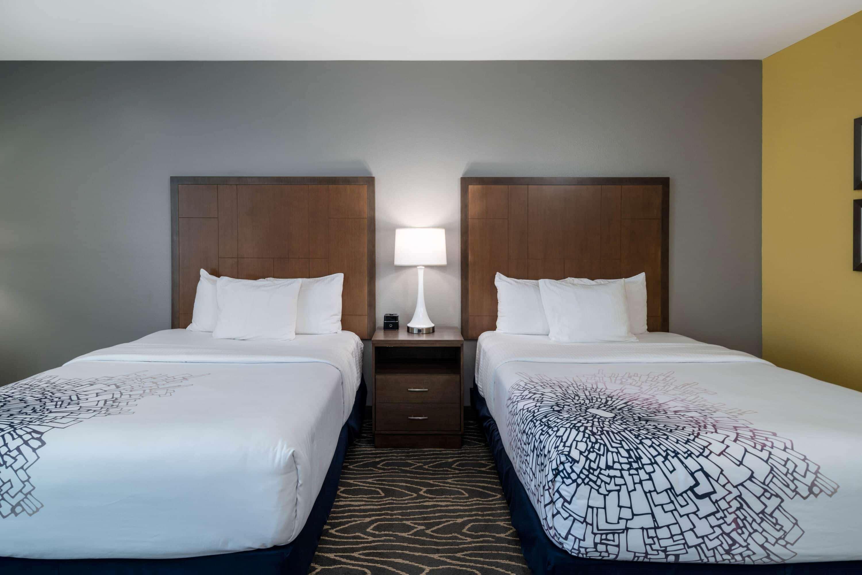 La Quinta Inn & Suites By Wyndham ティフトン エクステリア 写真