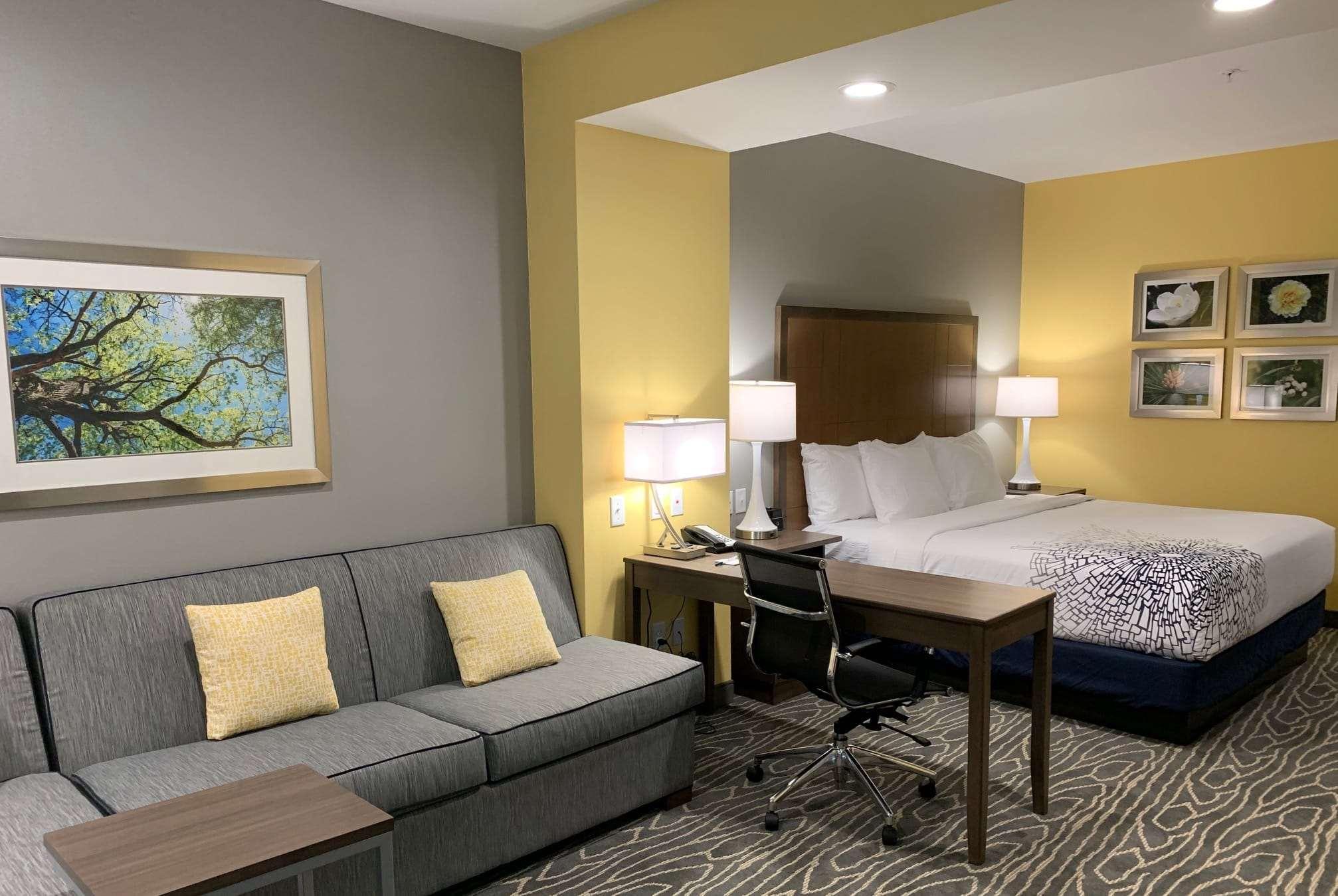 La Quinta Inn & Suites By Wyndham ティフトン エクステリア 写真